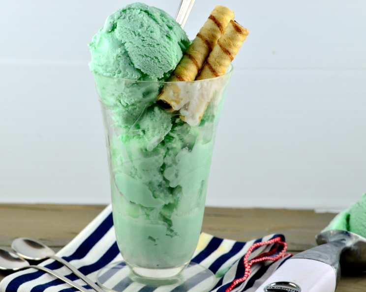 Elevate Your Sea Salt Ice Cream: Creative Mix-Ins & Flavor Swirls